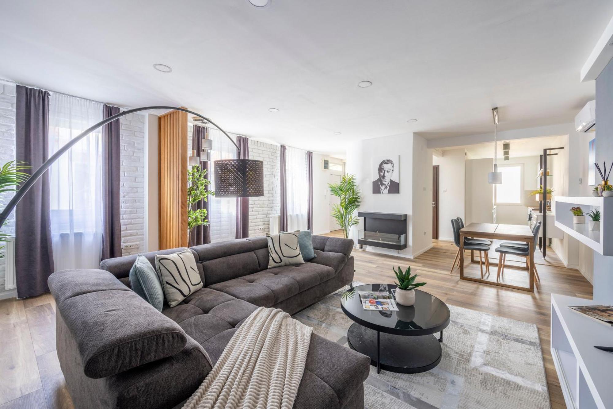 Exclusive & Central Duplex Residence By Prestige Homes Budapest Exteriör bild